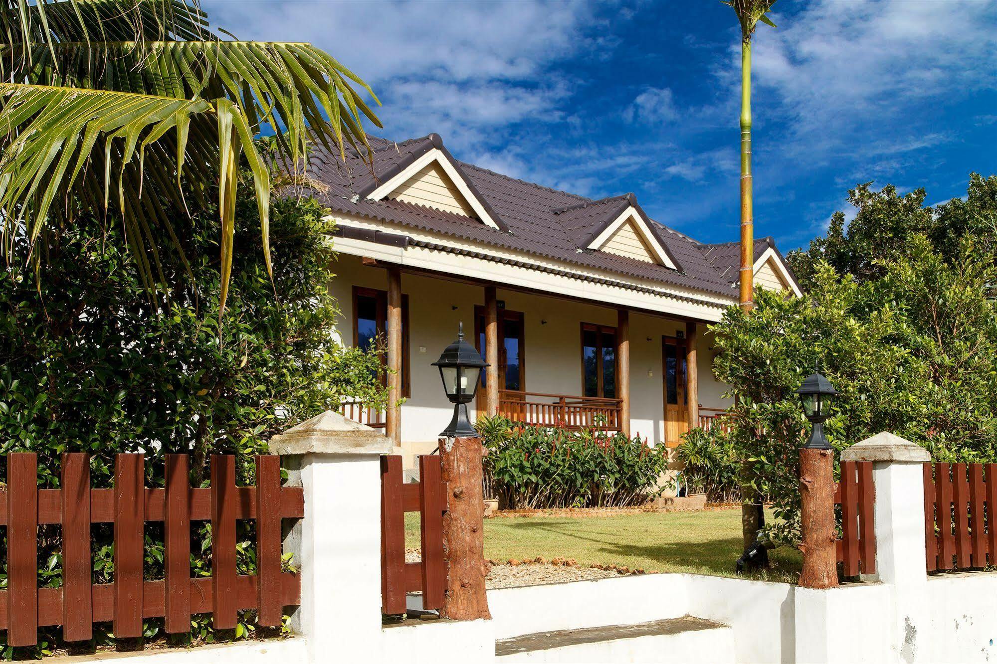 Baan Rabieng Resort Koh Lanta Ngoại thất bức ảnh